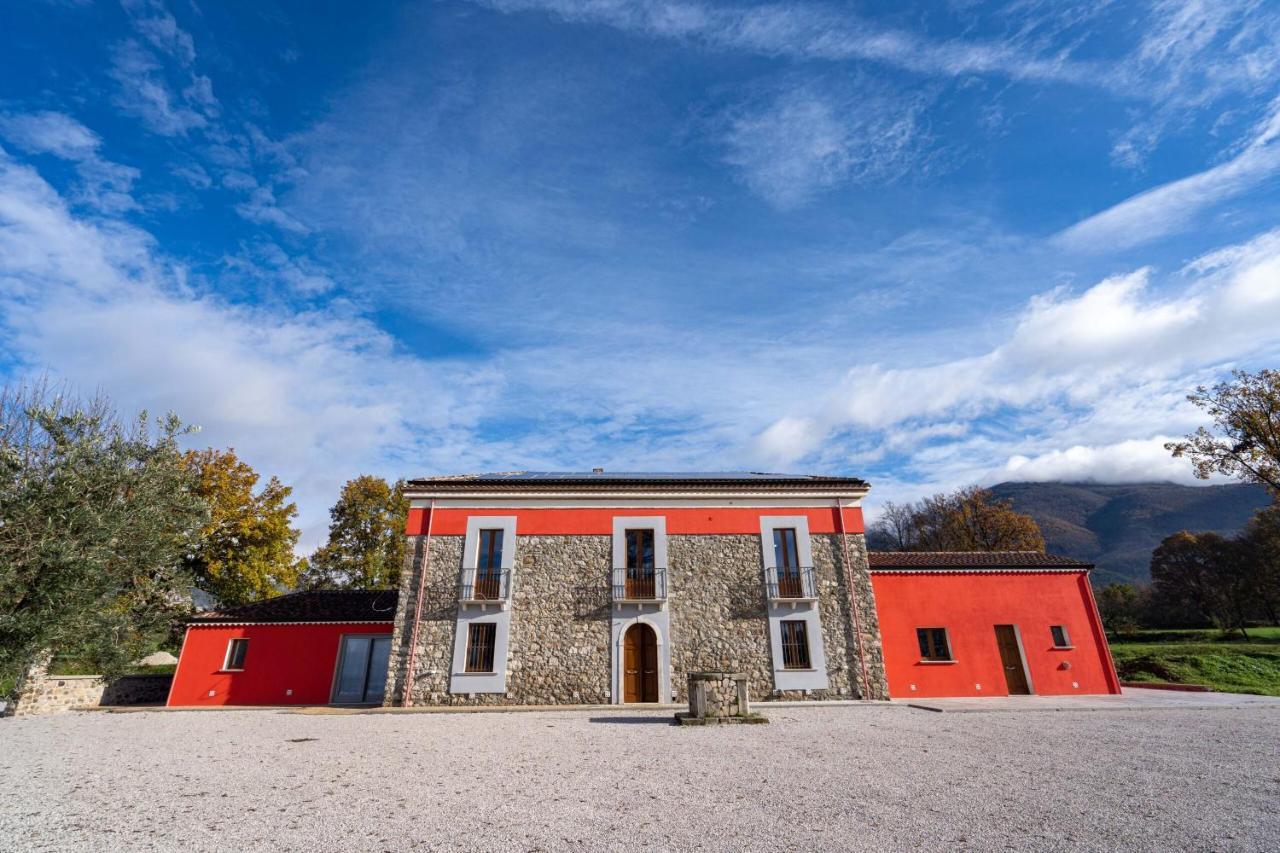 Agriturismo Dipinto Dal Sole Padula Bagian luar foto