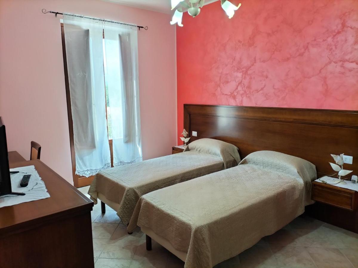 Agriturismo Dipinto Dal Sole Padula Bagian luar foto