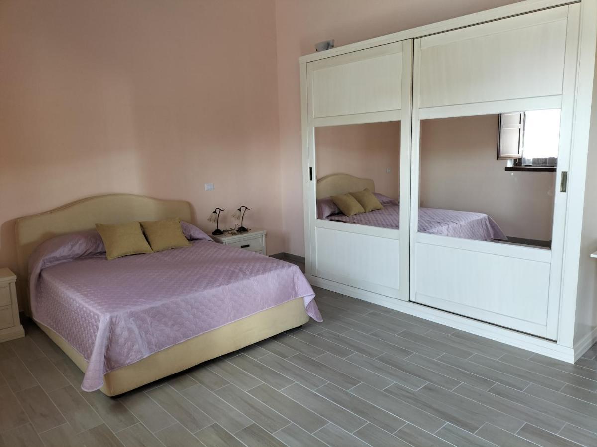 Agriturismo Dipinto Dal Sole Padula Bagian luar foto